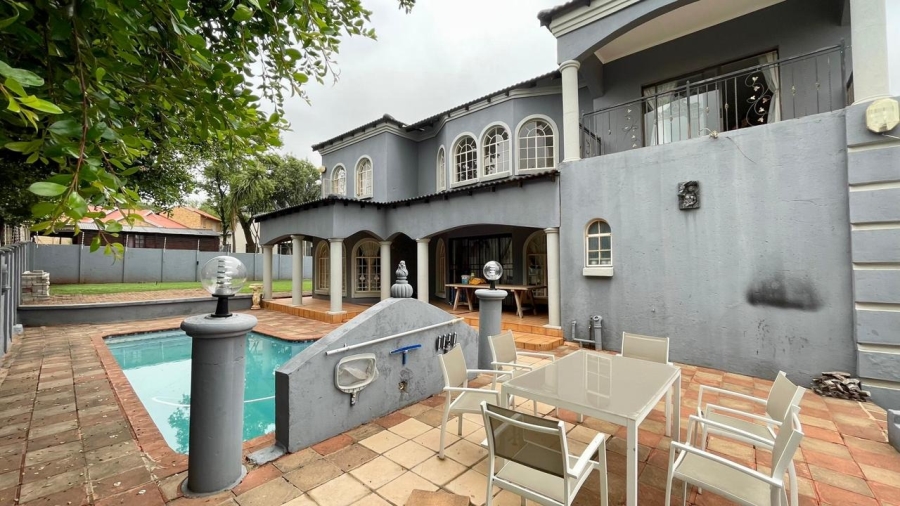 4 Bedroom Property for Sale in Safari Gardens North West
